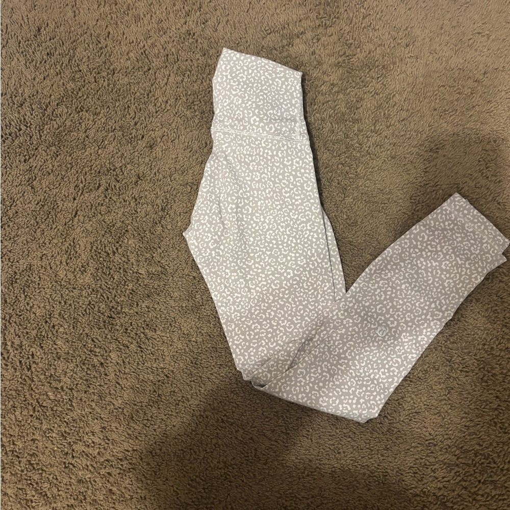 Lululemon wunder trains Light Gray Leopard Print Leggings